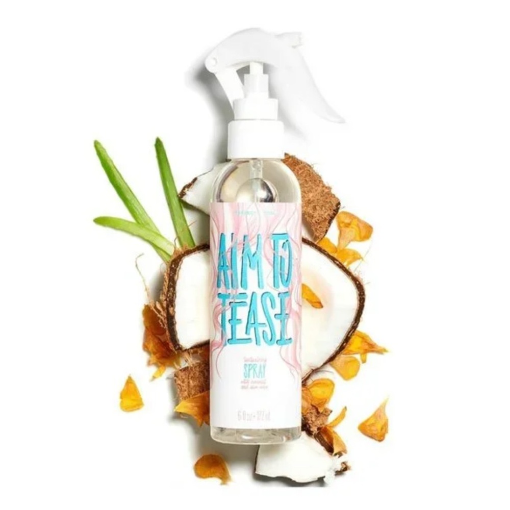 Perfectly Posh~Aim to Tease~texturizing spray, coconut & aloe~New/Sealed Spray